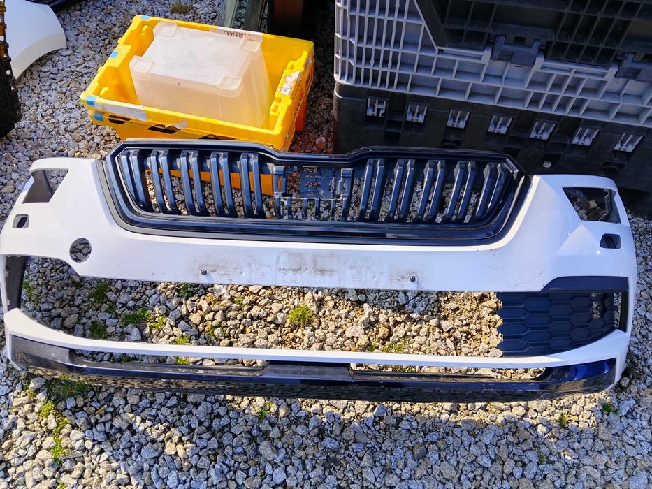 Skoda Kamiq zderzak przedni Grill czarny,blenda dolna