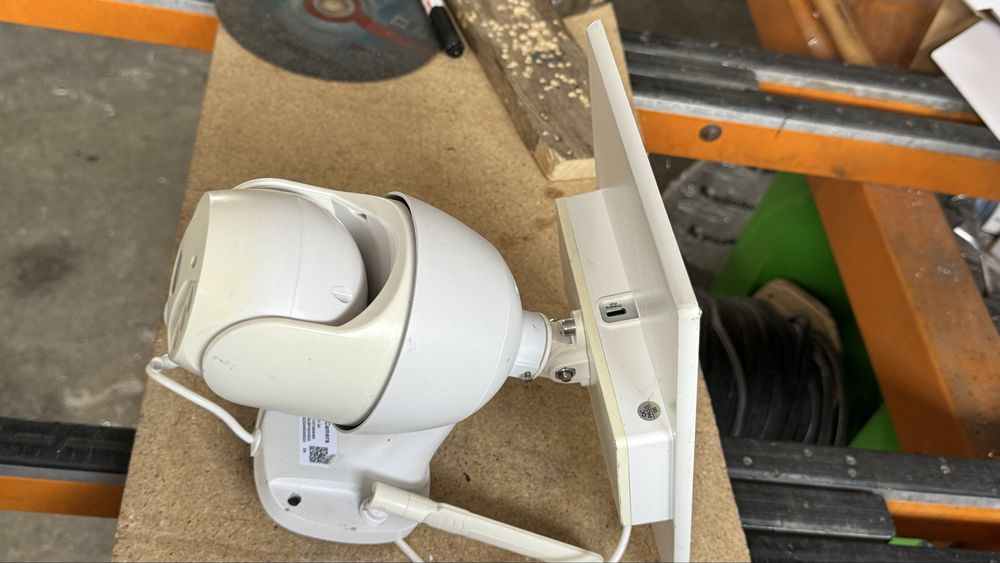 Camara vigilancia solar
