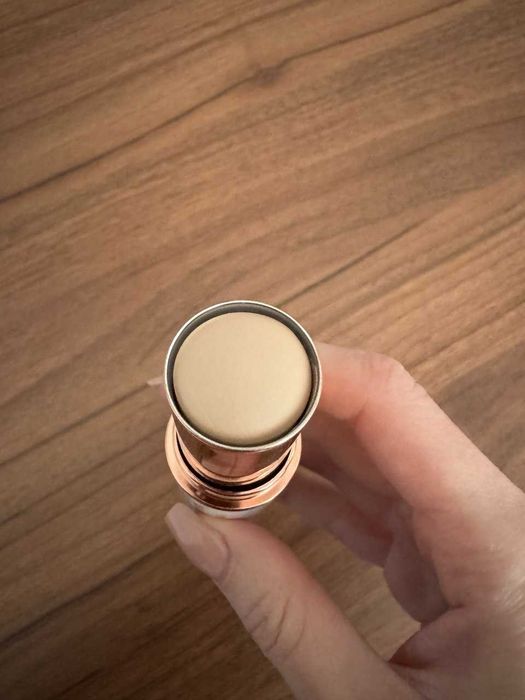 CHARLOTTE TILBURY - Unreal Skin Sheer Glow Tint - 1 Fair