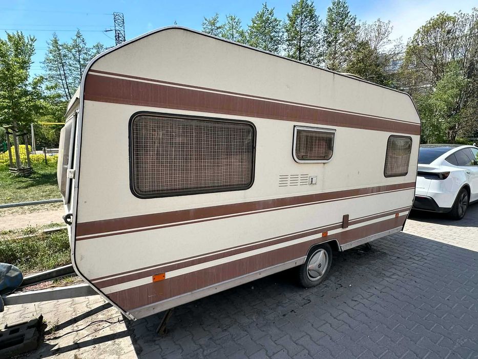Zarejestrowana  przyczepa kampingowa SAFARI 470