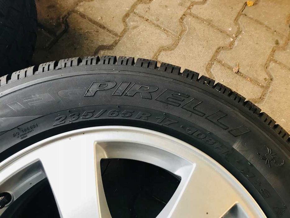 koła volvo xc 235/65r17 pirelli zima