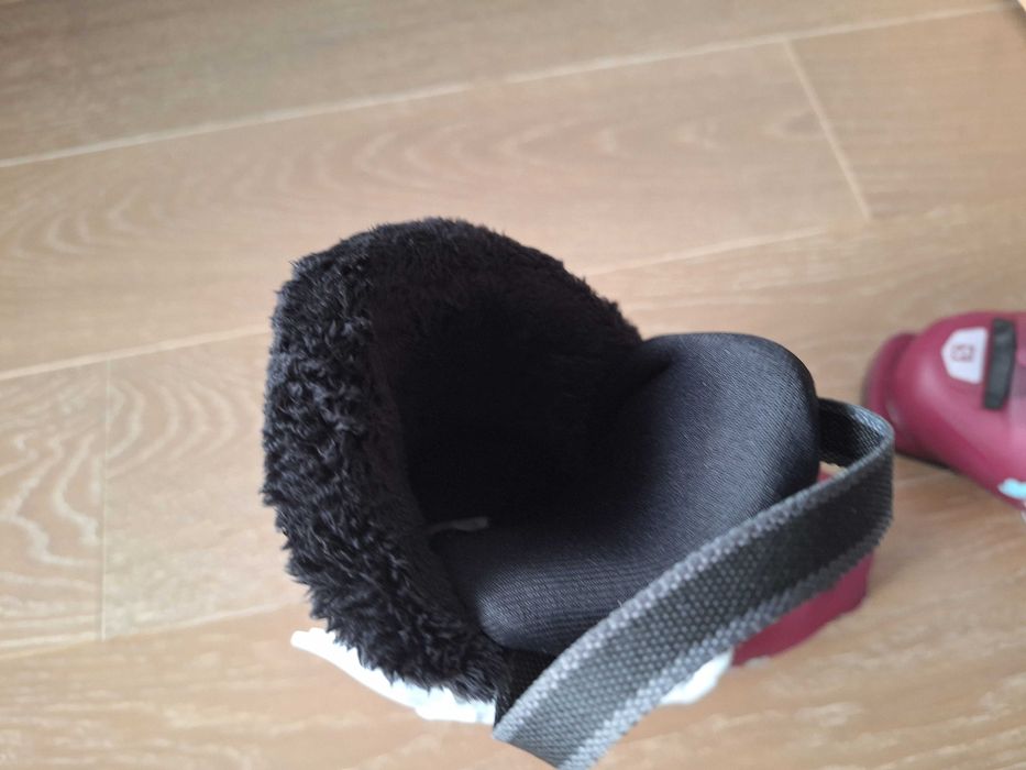 Buty narciarskie Salomon r. 19  jak nowe
