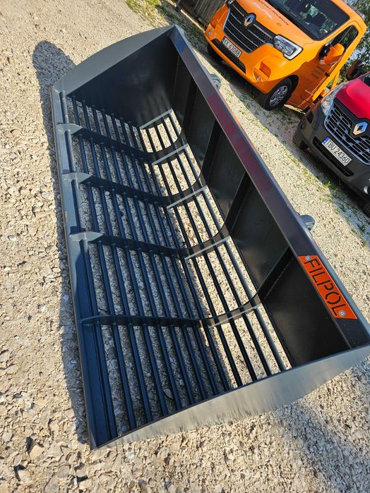 Łyżka łycha do tura ażurowa przesiewowa do ładowacza/ładowarki DOWÓZ