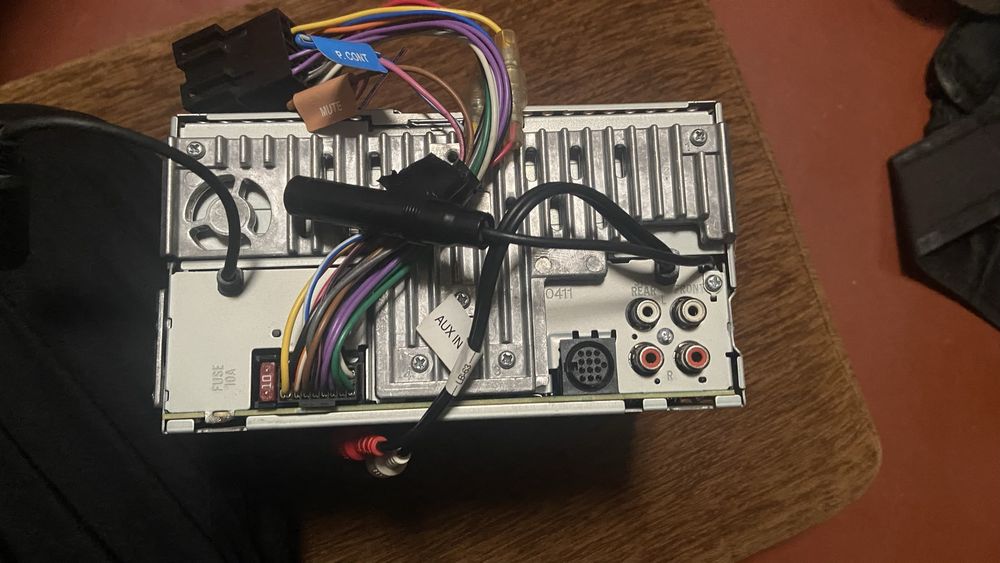 Продам магнитолу