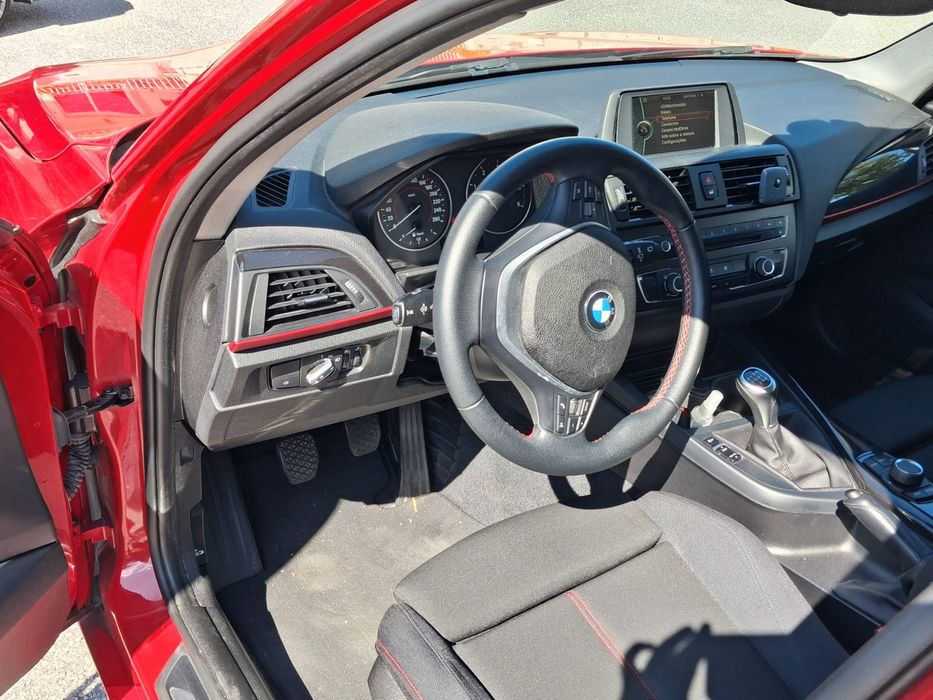 BMW Série 1 efficient dinymics 1.6D Sport foto 3
