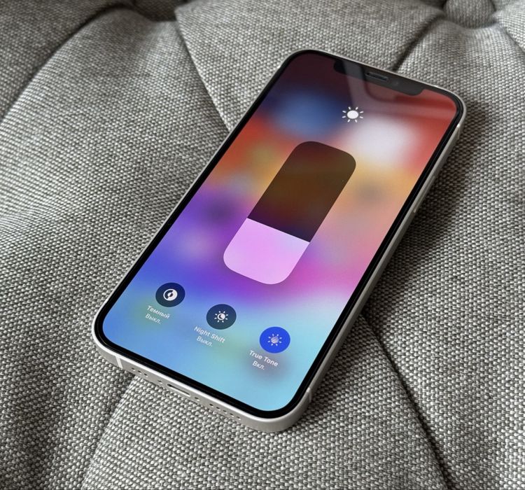iPhone 12 128GB White