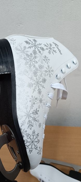 Łyżwy figurowe 39