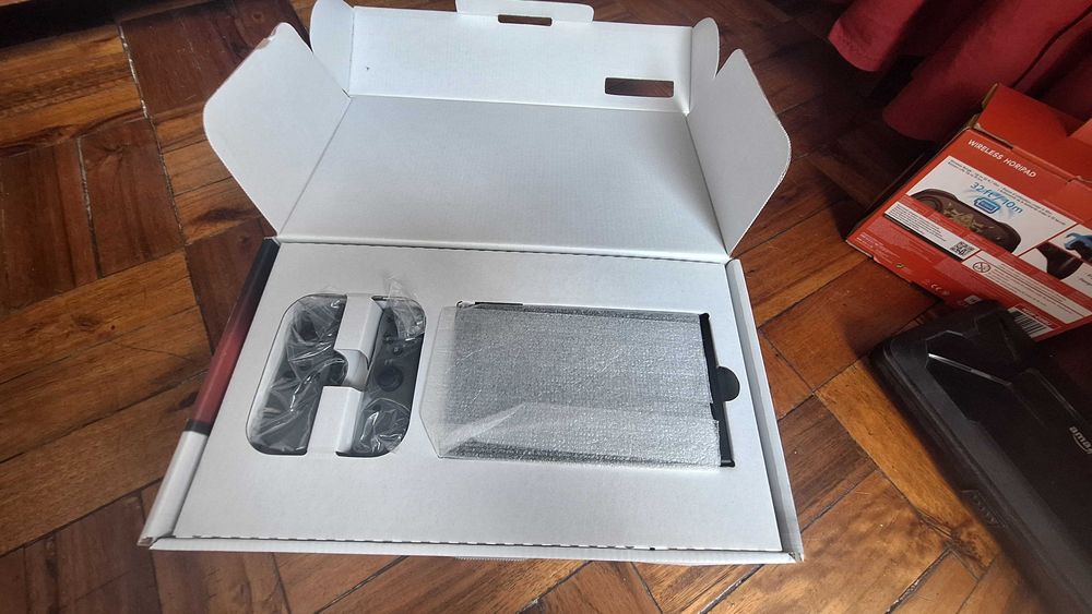 Nitendo Switch + Comando + Transportadora + Jogos