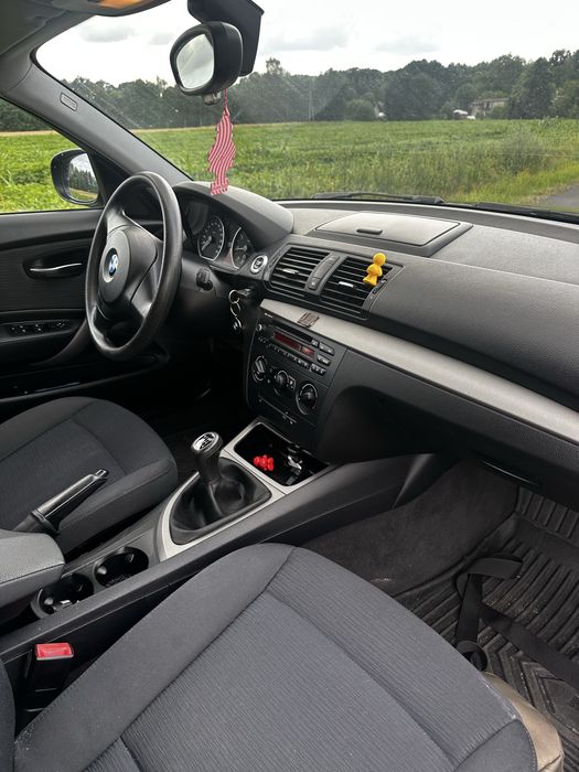 Sprzedam BMW e87 2.0 beznzyna.