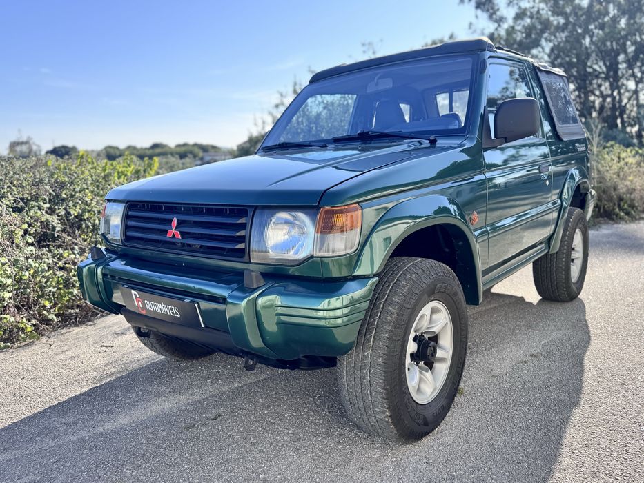 MITSHUBICHI PAJERO 2.5 cabrio 1992 pintura nova