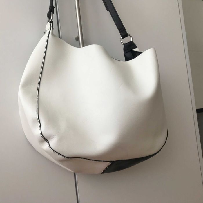 Torebka ZARA czarno-biała na zatrzask 40x30x10 Piękna i Elegancka