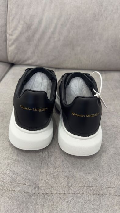 Alexander mcqueen