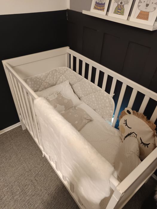 Berço com colchão IKEA