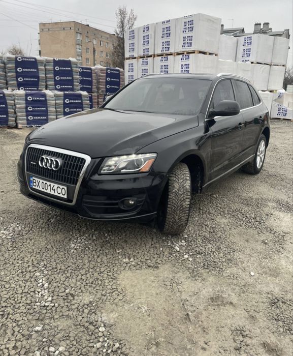 Продам Audi Q5 3.2