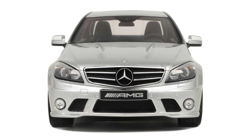 GTスピリット 1/18 メルセデスベンツ C63 AMG 2008 シルバー GTスピリット GT spirit 1/18 Mercedes Benz C63 AMG 2008 W204