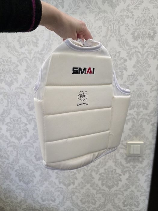 Амуніція карате, фути, кімоно, перчатки, нагрудник