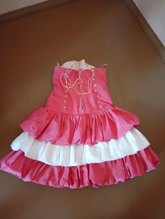 Платье женское .