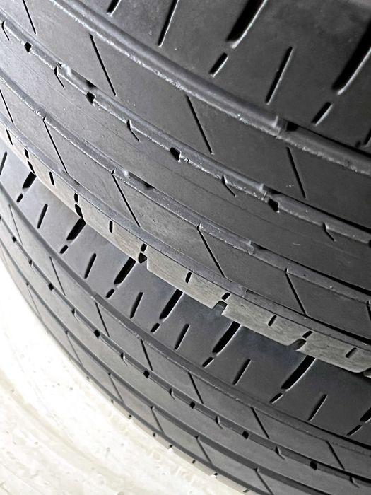 Pneus Bridgestone Turanza T005 - 225/45/19 - Excelentes