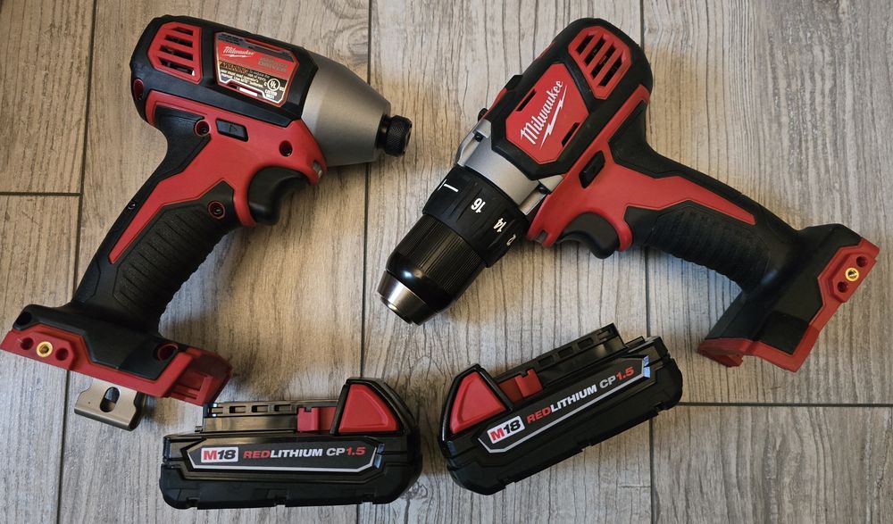 Wiertarka i zakrętarka Milwaukee M18  2 baterie Torba  NOWE Oryginał