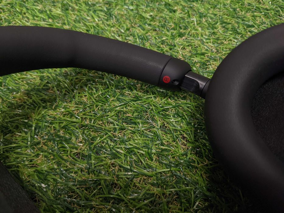 НОВІ навушники SONY WH-1000XM5 Black. Оригінал з США