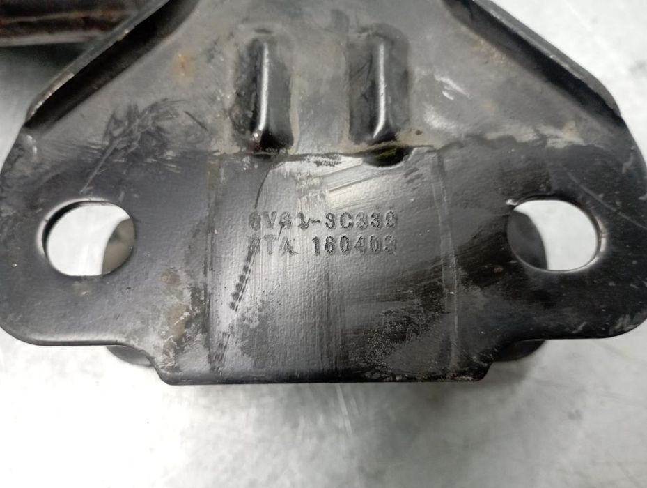 Braço de suspensão frente direito MAZDA 3 (BL)