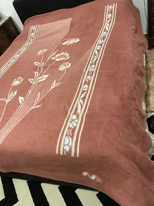 Cobertor quentinho e leve como novo