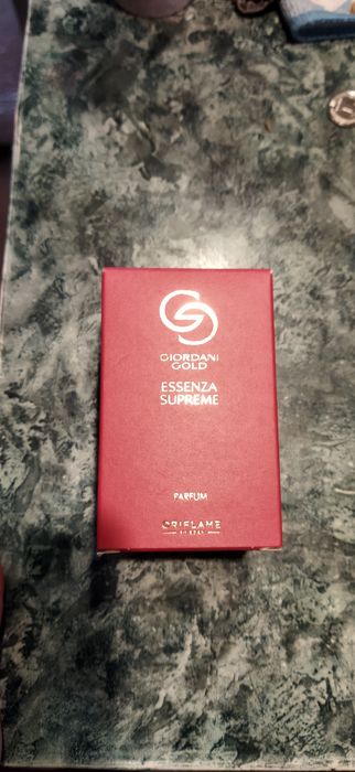 Жіночі парфуми Giordani Gold Essenza Supreme [Джордані Ґолд Есенца Супрім]