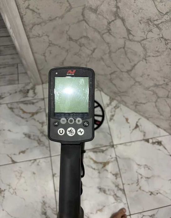 Equinox 600 у гарному стані