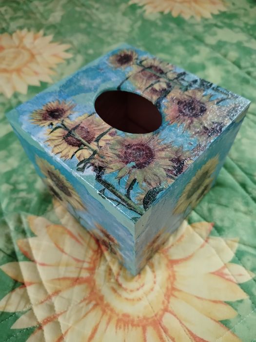 Chustecznik decoupage słoneczniki