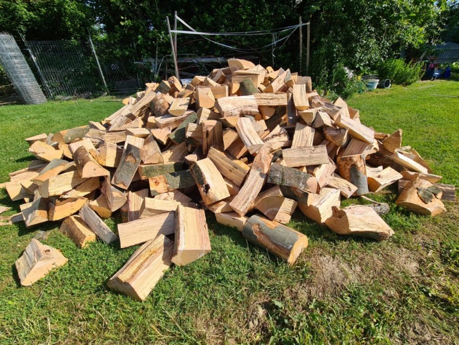 Drewno bukowe opałowe do pieców I kominków.