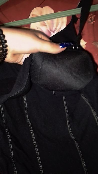 Топ з додатковим пушапом