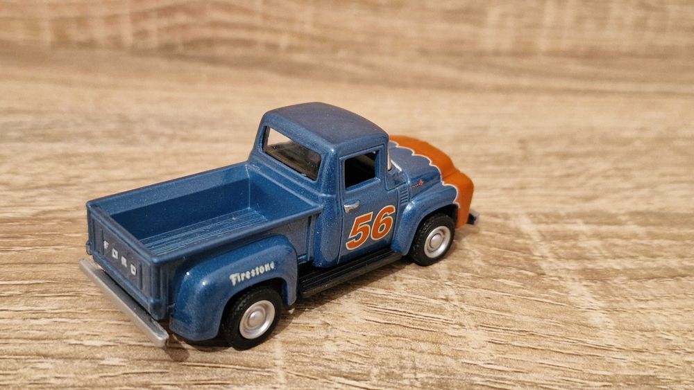 Ford F100 «1956« 1:64