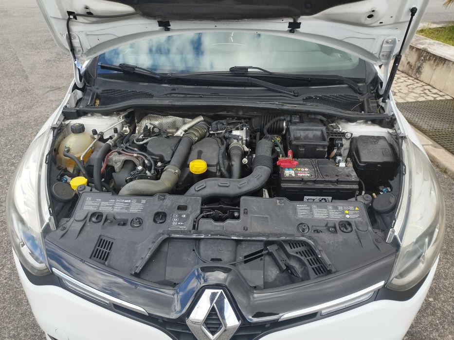 Renault Clio Sport Tourer DCI
