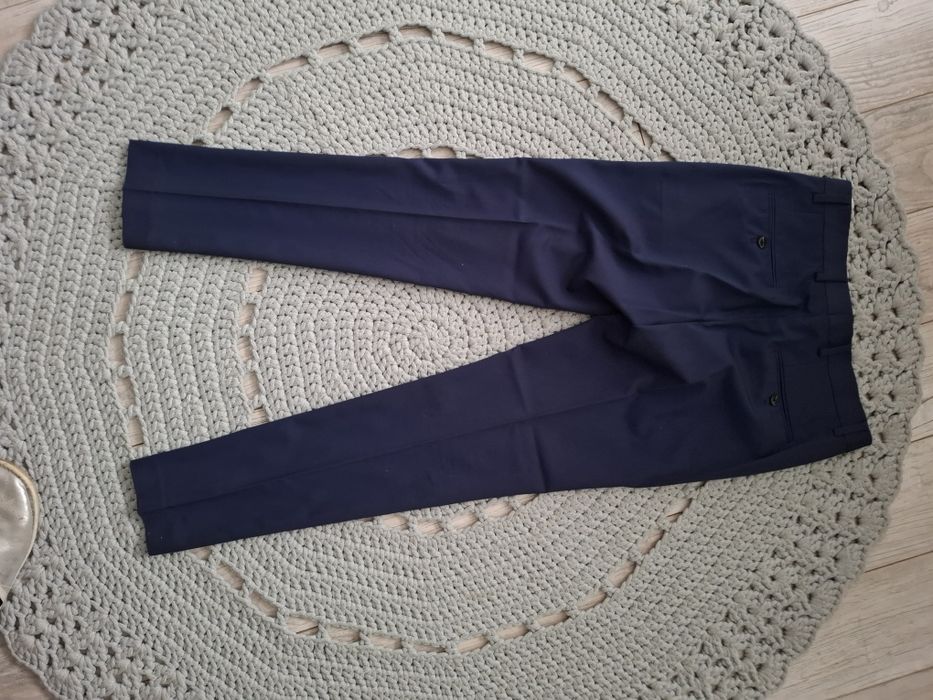 Granatowe spodnie męskie