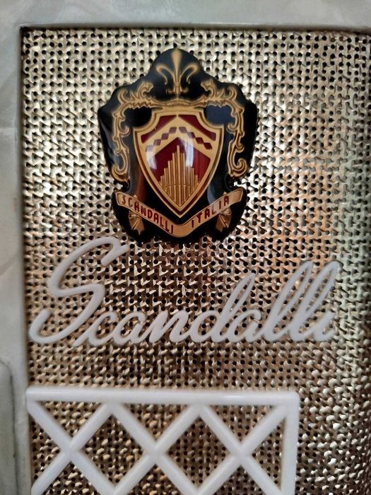 Vendo Acordeon Scandalli 48 baixos