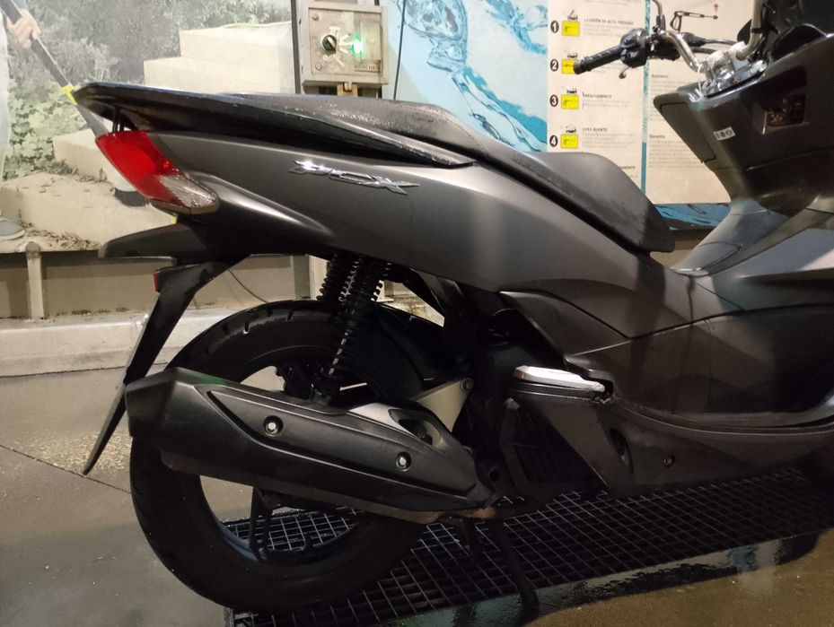 Honda PCX 2017 De Garagem