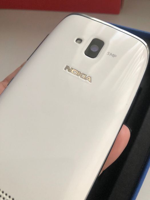 Vendo Nokia Lumia 61063825528115841123