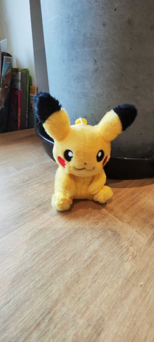 Nowy brelok breloczek Pokemon Pikachu żółta zawieszka
