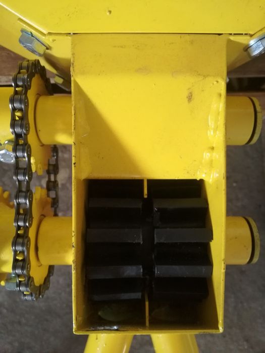 Aplikator Elektryczny Dozownik Podsiewacz do Nawozu Sadzarka Pielnik