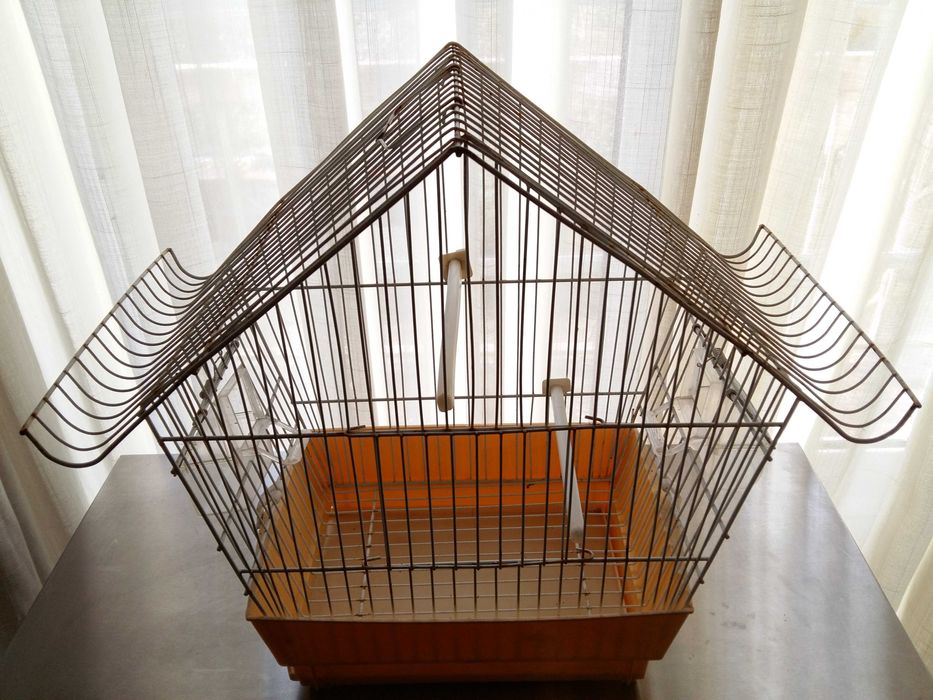 Gaiolas e Viveiros - Pássaros