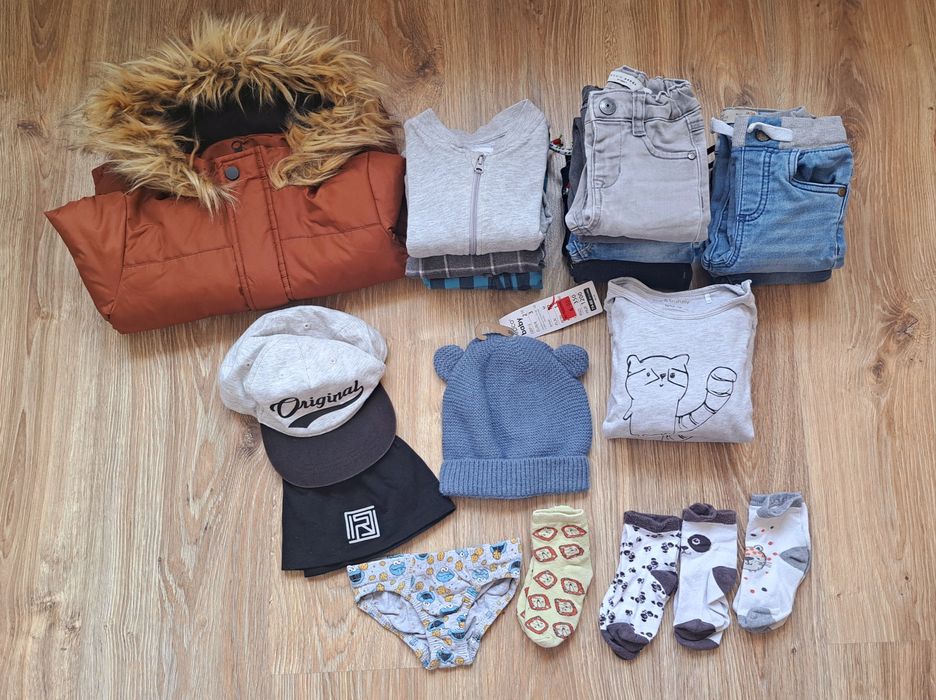 Paczka ubrań chłopięcych