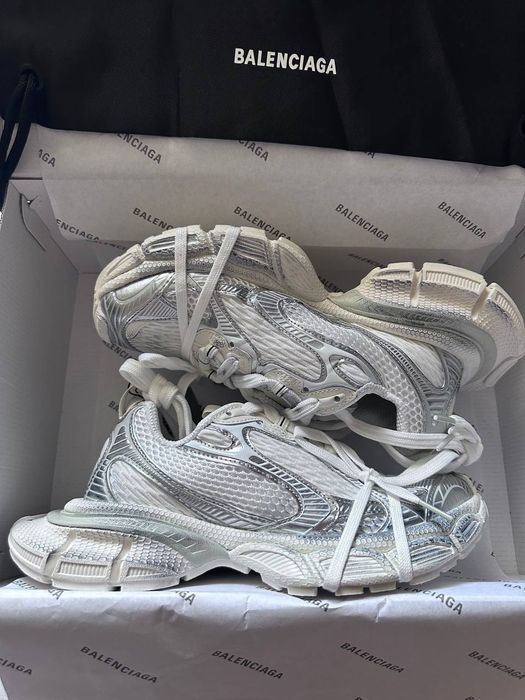 Balenciaga 3XL White Silver трендові кросівки баленсіага  на платформі