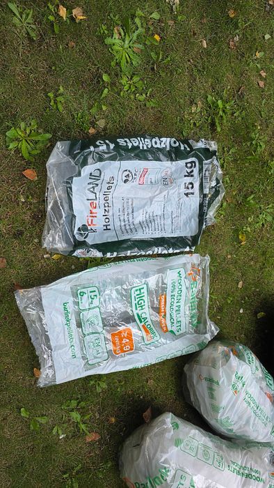 Worki po pellecie 15 kg - idealne na gruz i inne - przydatne przy remoncie