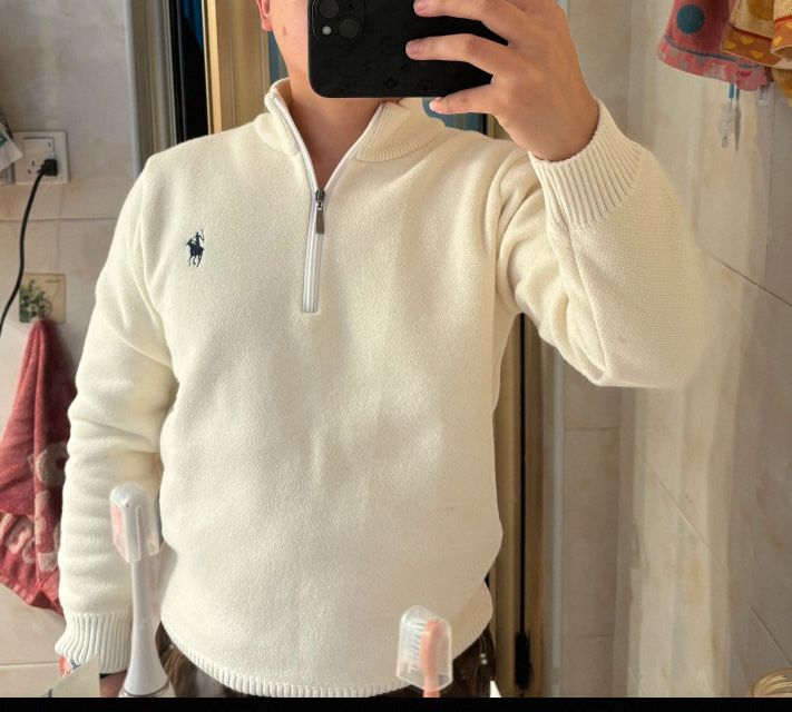 Хлопковий свитер якісний