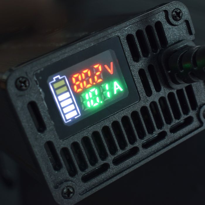 Зарядное устройство для электроскутера