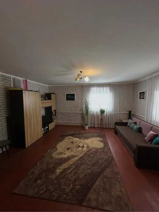 Продаж будинку Завадівка( Володарка). Розглядаємо державні програми .