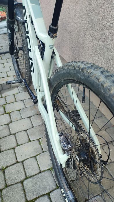 Rower enduro Focus Jam 6.9 2022