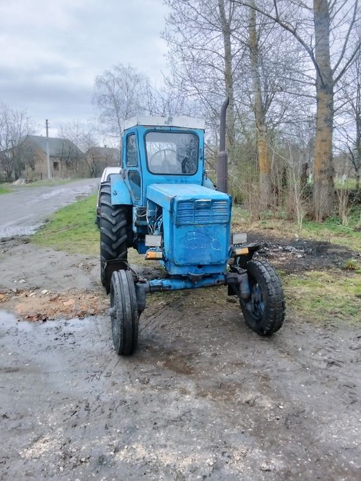 Продам тракор т40