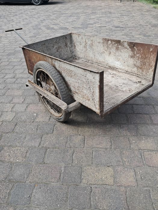 Wózek ogrodowy-gospodarczy