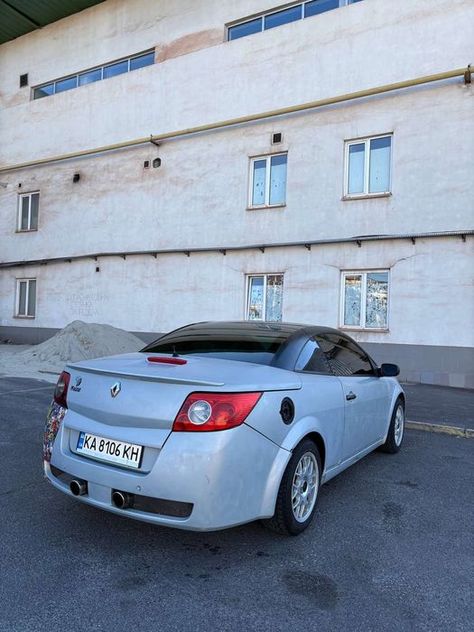 Renault Megane 2 cabriolet криша працює